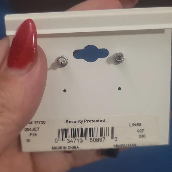 MARVELLA by Monet black stone pierced drop earrings - Picture 3 of 3